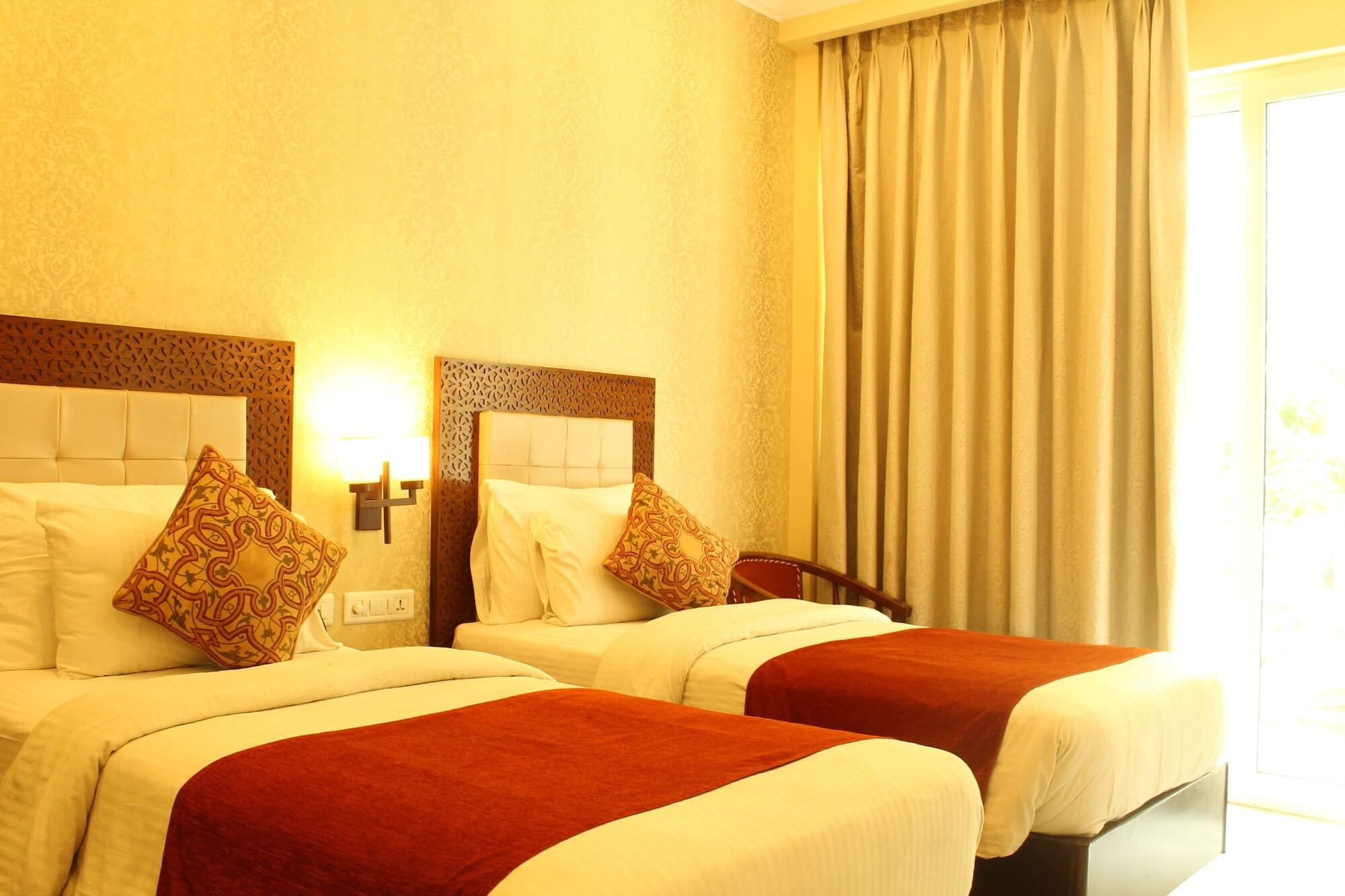 Hotel Surya, Kaiser Palace Varanasi Dış mekan fotoğraf