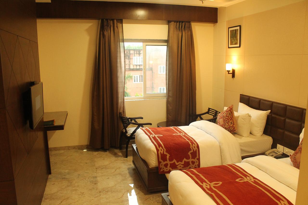 Hotel Surya, Kaiser Palace Varanasi Dış mekan fotoğraf